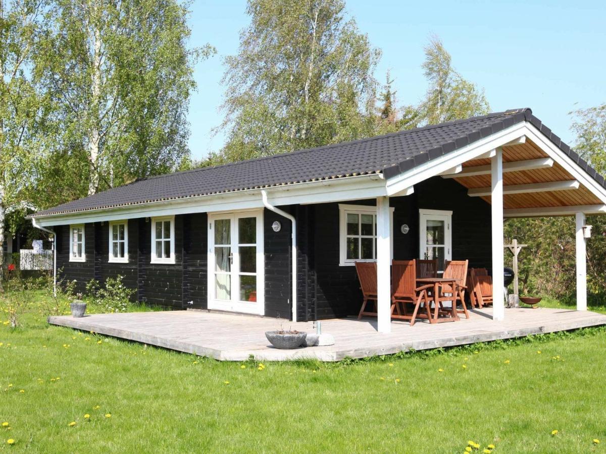 6 Person Holiday Home In Skibby Eksteriør billede